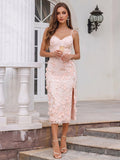 Sheath/Column Spaghetti Straps Sleeveless Tea-Length Cocktail Dresses With 3D Floral & Embroidery