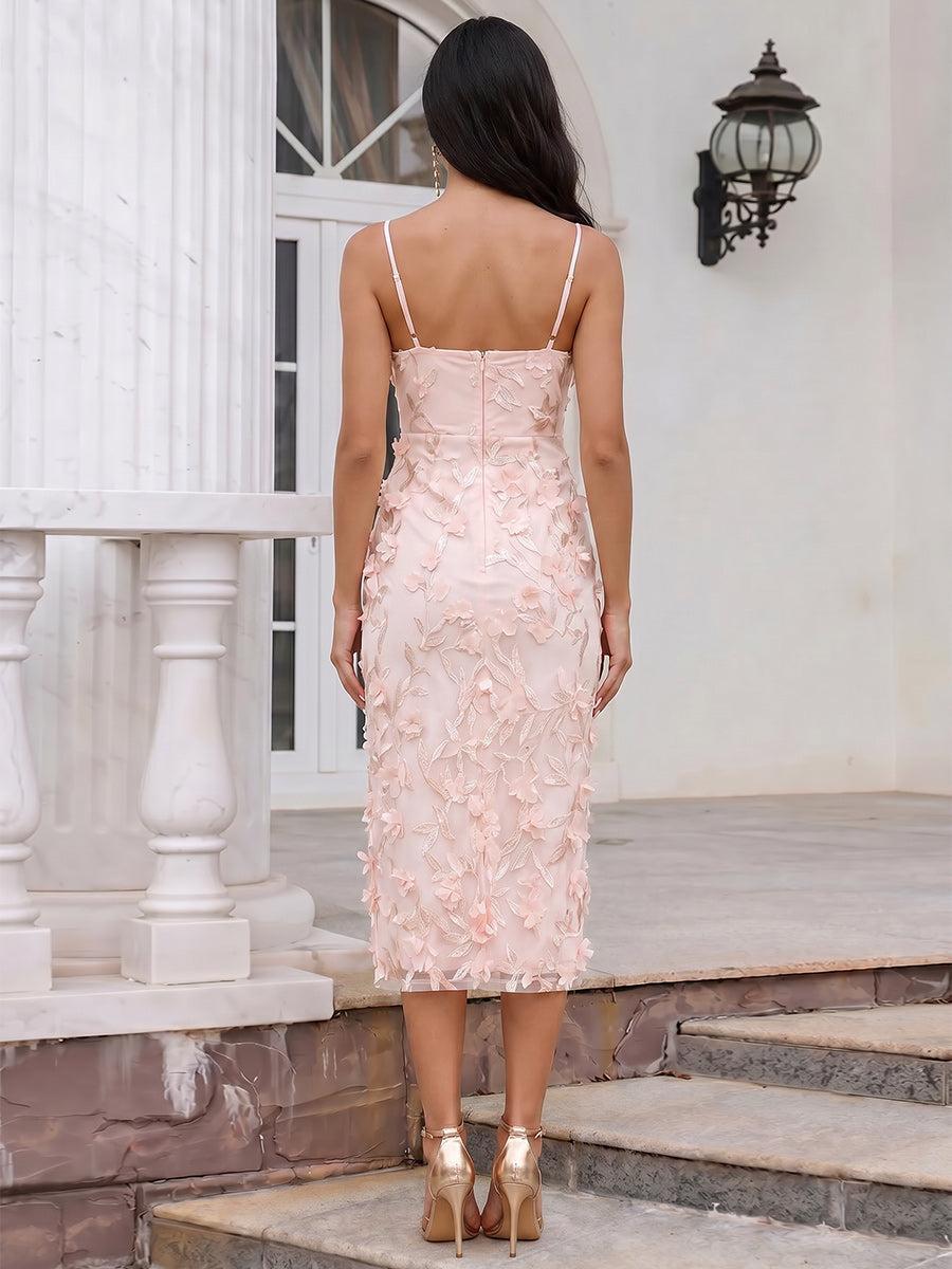 Sheath/Column Spaghetti Straps Sleeveless Tea-Length Cocktail Dresses With 3D Floral & Embroidery