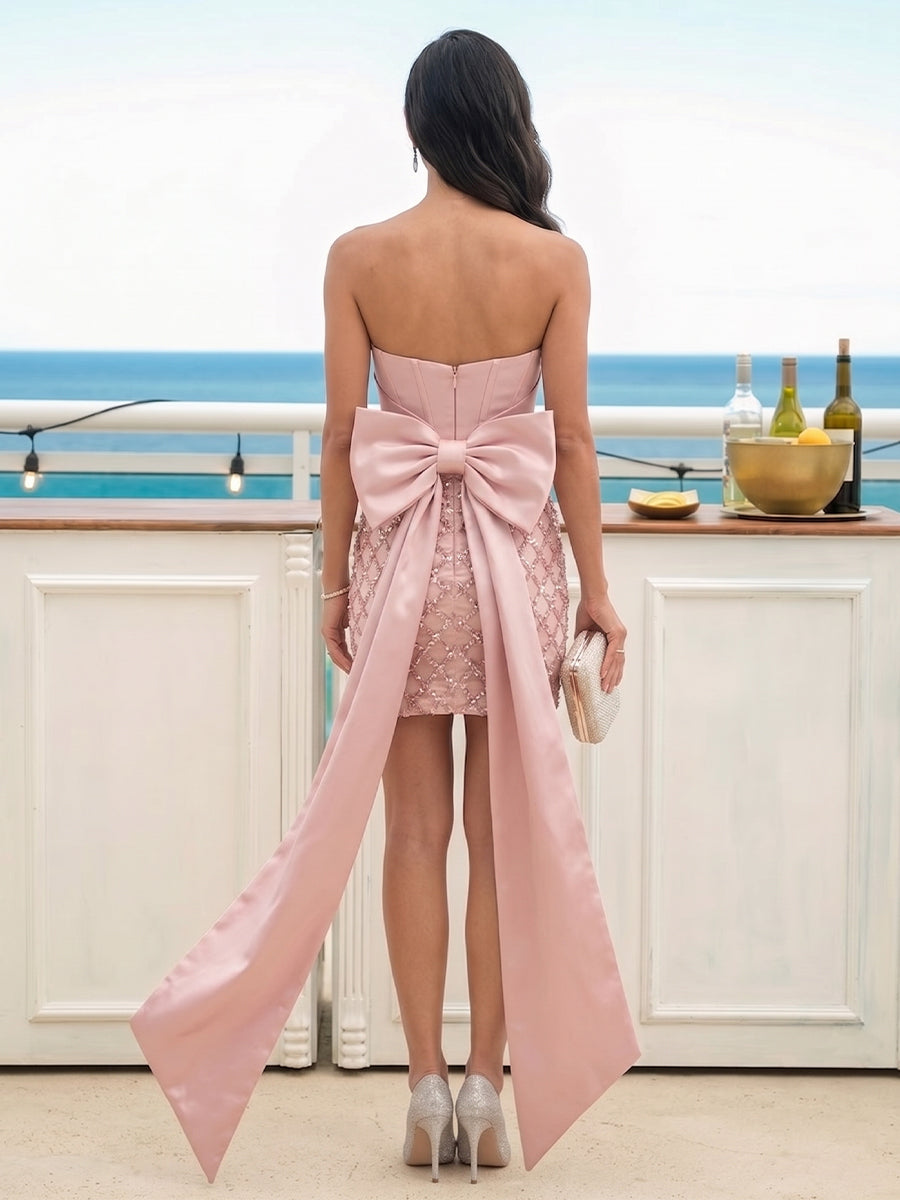 A-Line/Princess Strapless Sleeveless Short/Mini Homecoming Dresses With Sequins & Bowknot
